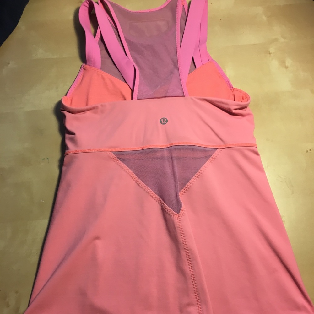 Lululemon tank top